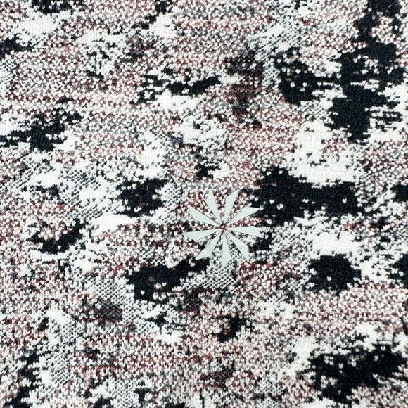 Athleta Elation Textured 7/8 Tight in Chocolate Ocelot Size Medium - Picture 7 of 10